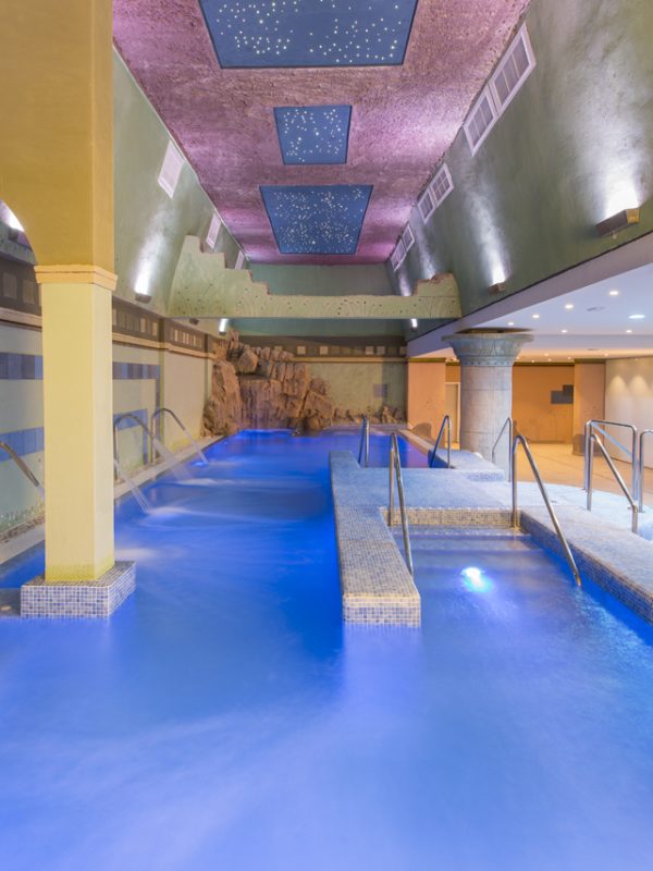 tm-b&e-Alojamiento-Piscina-1